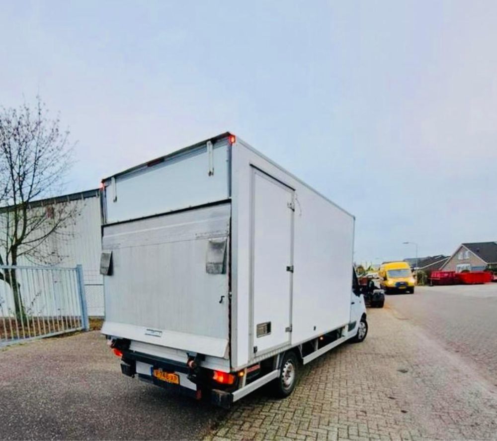 Renault Master, cub cu lift si Renault Trafic de vanzare