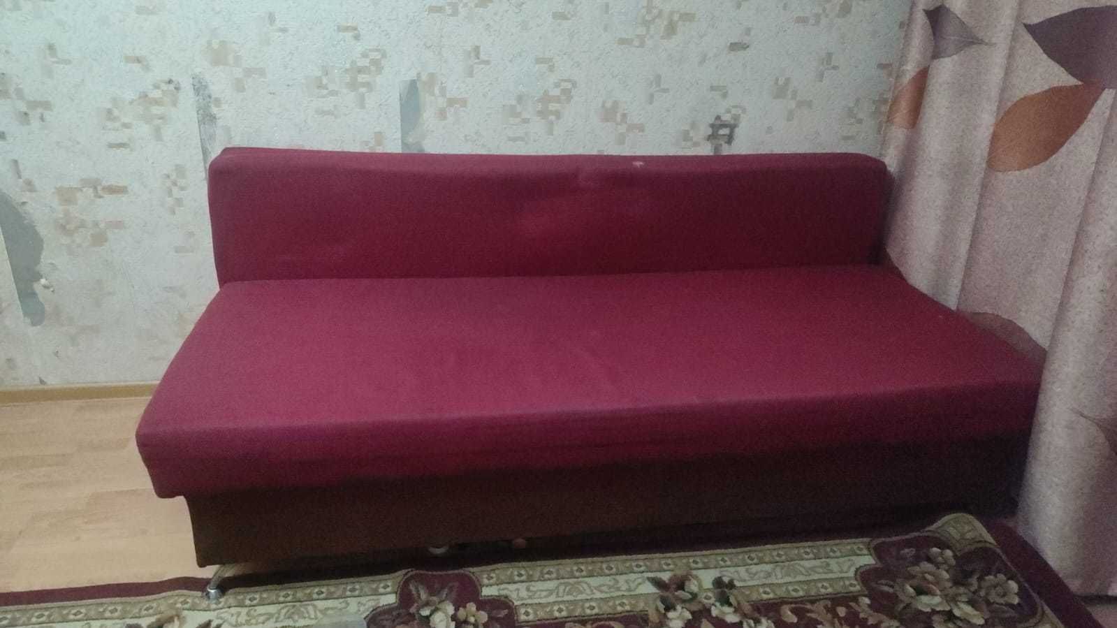 Диван. Тахта. Сапасы жақсы