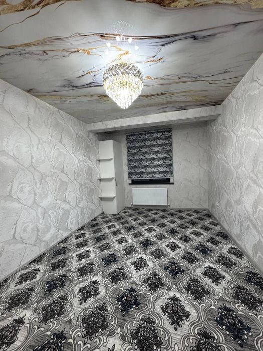 Dinamo kalso tomonda 2 xonalik uy sotiladi