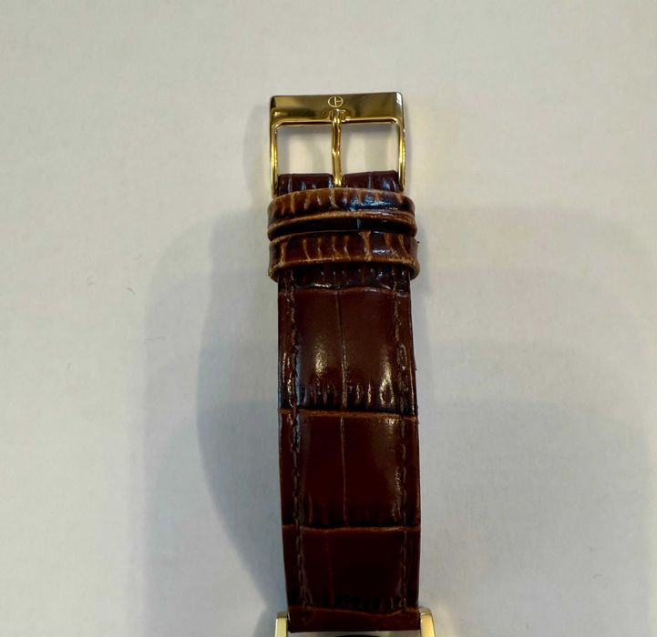 Часовник Claude Bernard с гаранция