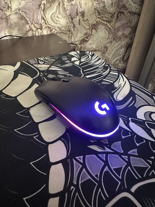 Мышь проводная Logitech G102 LIGHTSYNC