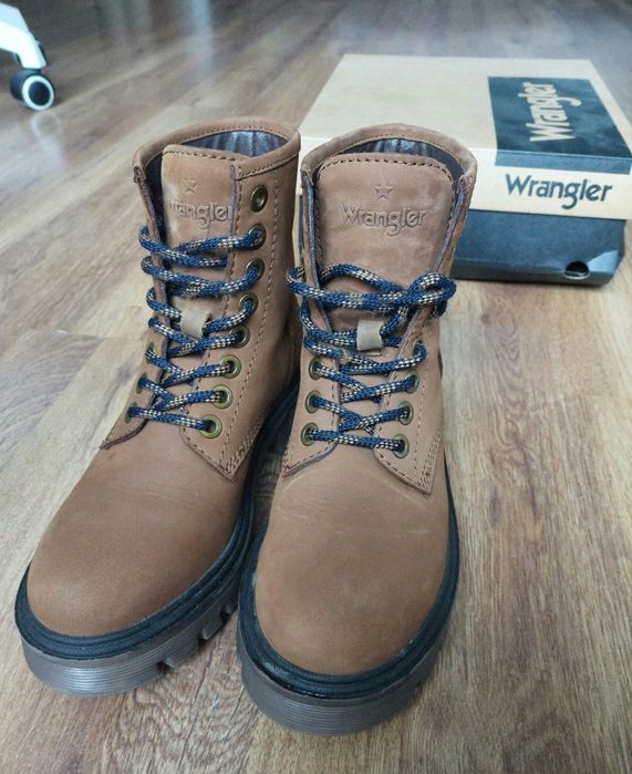 Ghete din piele Wrangler