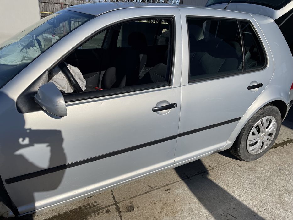 Broasca / motoras / încuietoare usa Volkswagen golf 4 Bora