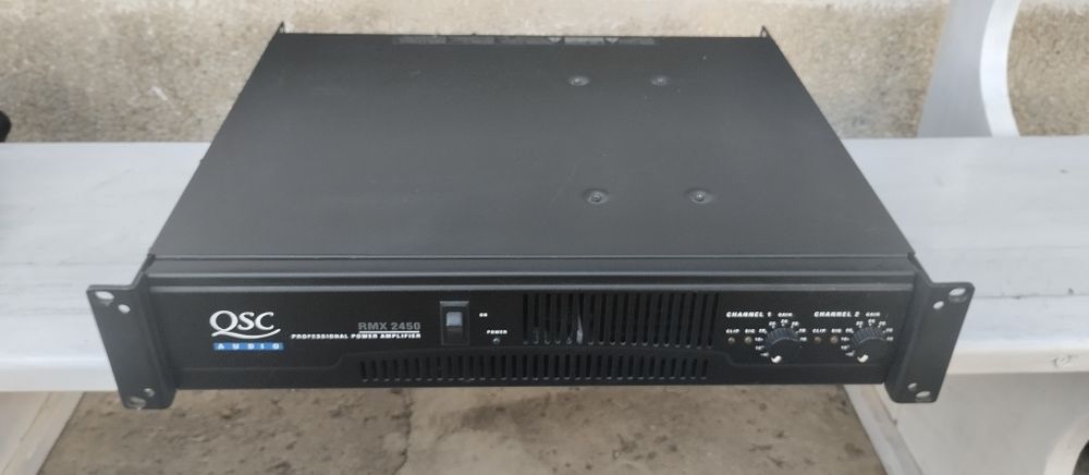 Стъпало QSC RMX2450