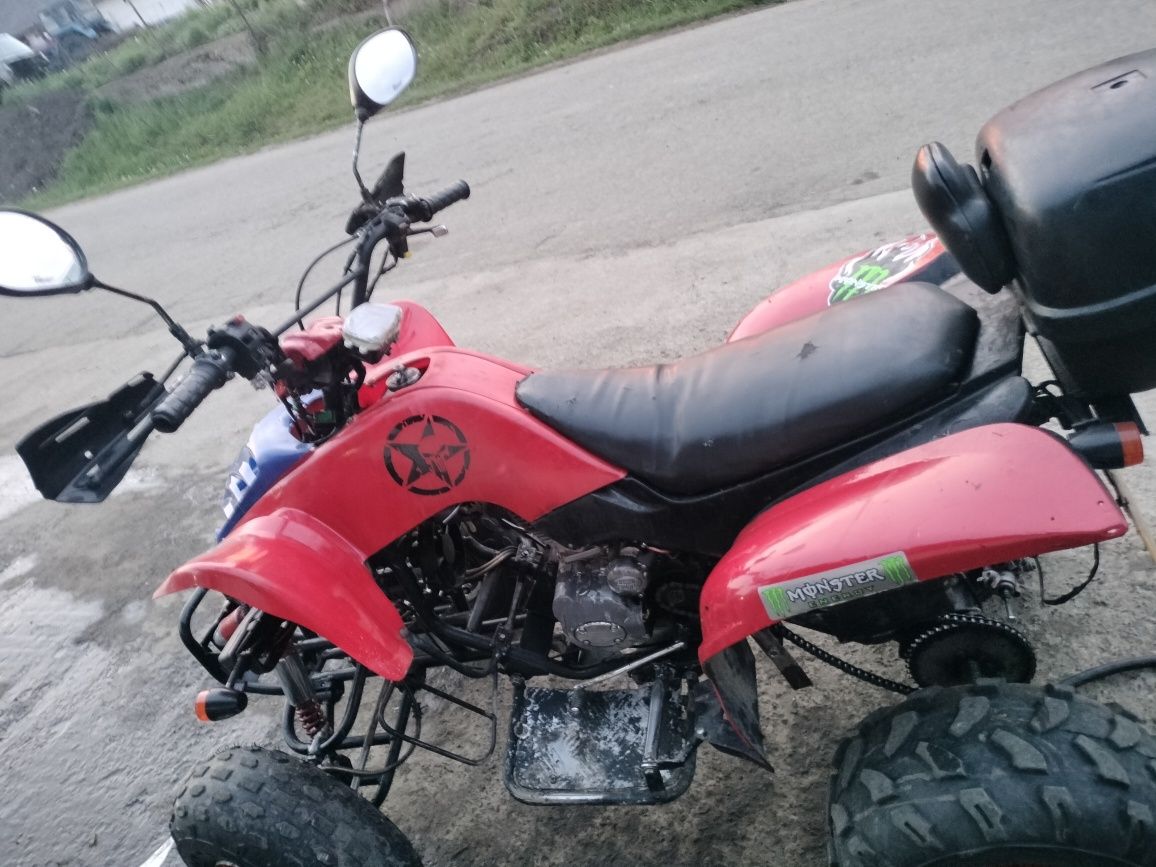 Vând ATV Bashan 200 cc