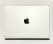 Laptop MacBook Air 13” cu procesor Apple M2  8GB RAM 512 GB Silver