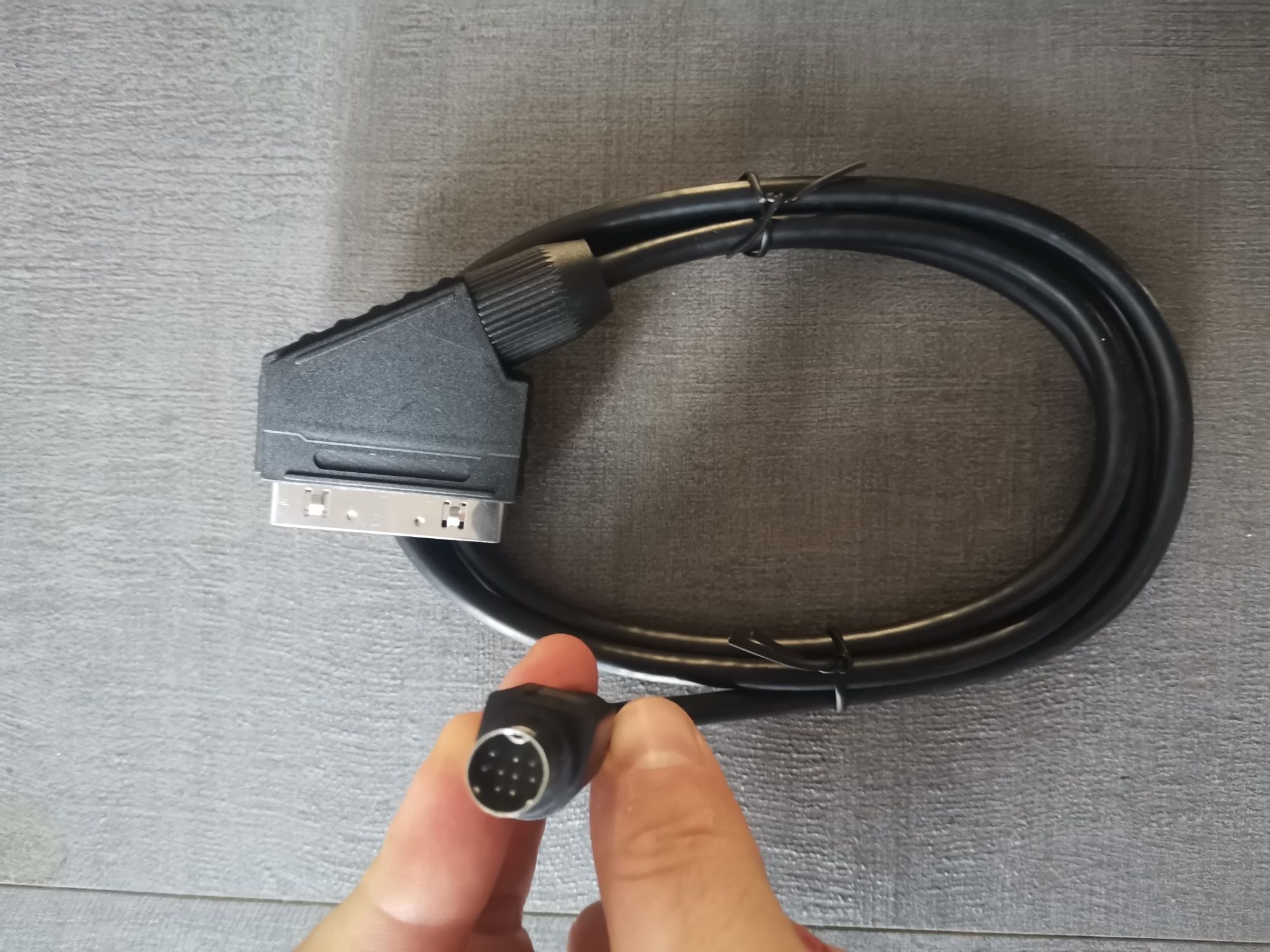 Cablu Euro scart la RCA audio video / SVHS, adaptor euro la RCA