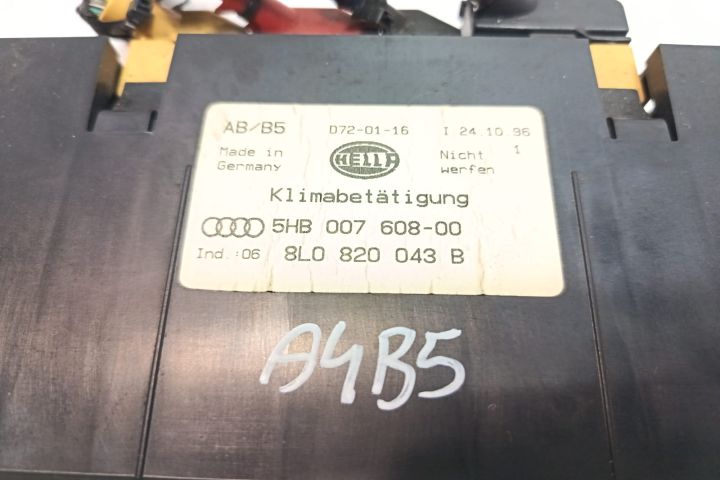 Panou climatronic 5HB00760800 Audi A4 B5