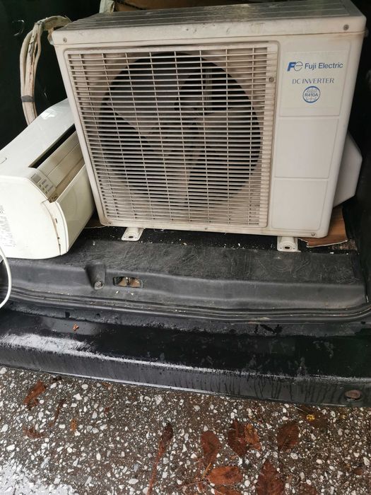 Продава се климатик 12