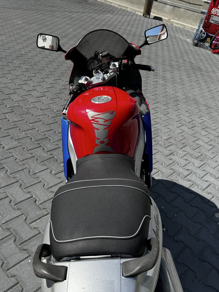 Yamaha Thundercat YZF600R