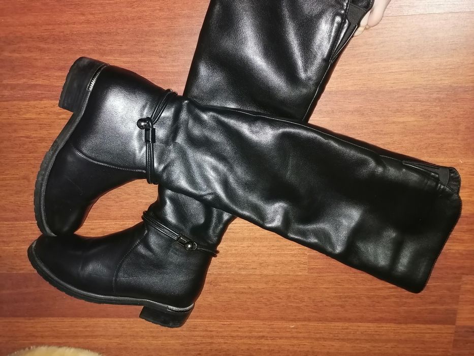 Продам зимние сапоги ботфорты