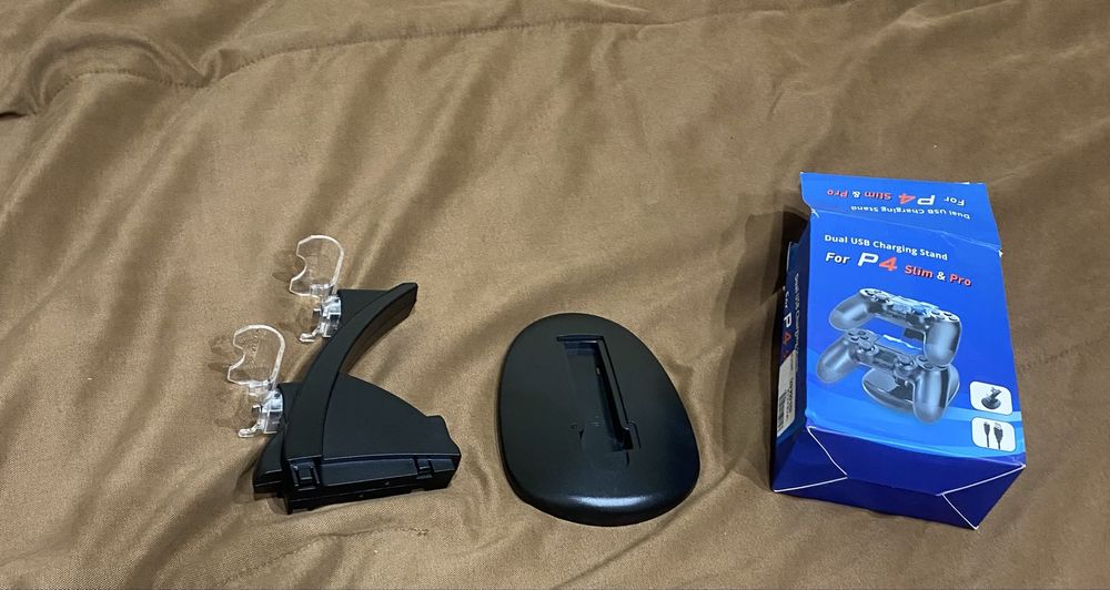 Зарядно за джойстик на ps4