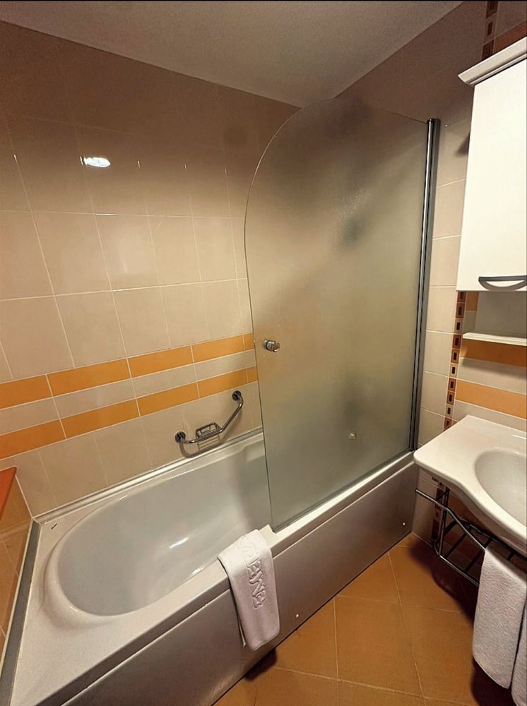 студио в Emerald Resort & Spa, Равда – първа линия