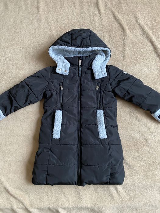 Зимно детско яке DKNY, размер 5/6 години