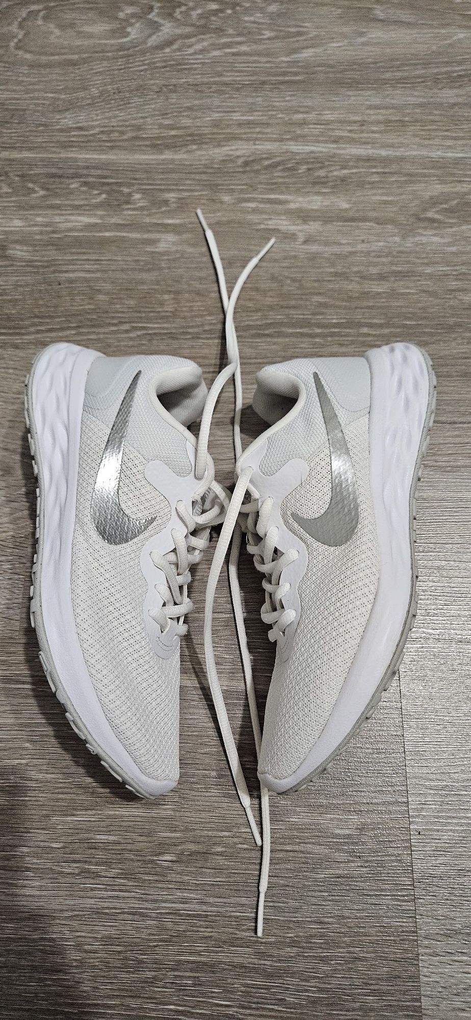 Сникърси Ted Baker и маратонки Nike