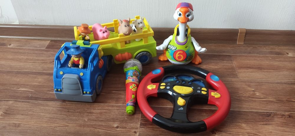 Детские игрушки для малышей