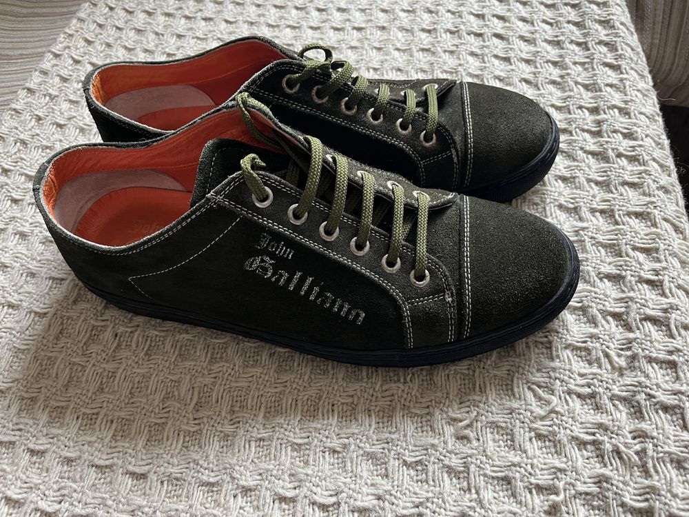 Обувки John Galliano