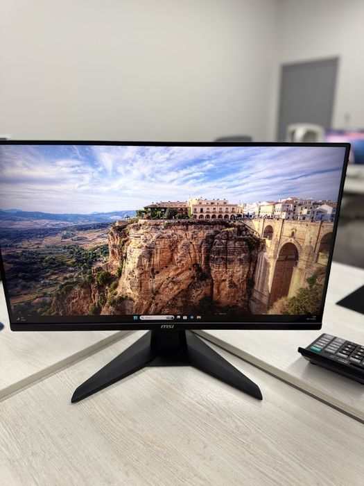 Msi manitor 25dyum 300h