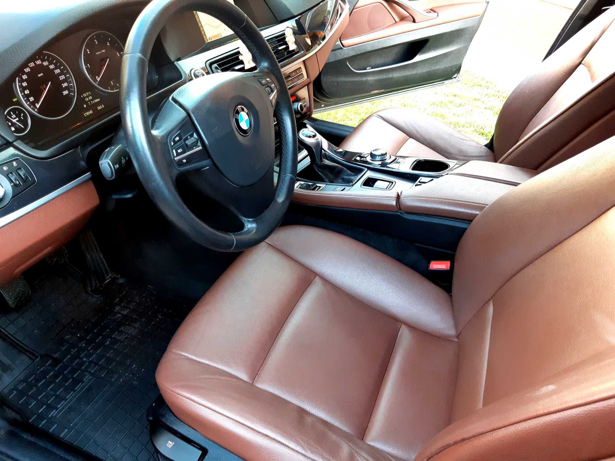 BMW F10 520 diesel fabricatie 2013 LIMUZINA masina de familie Km reali