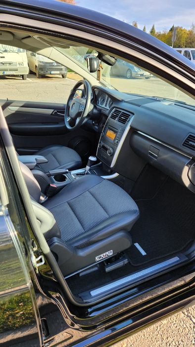 Mercedes-Benz B200 TURBO