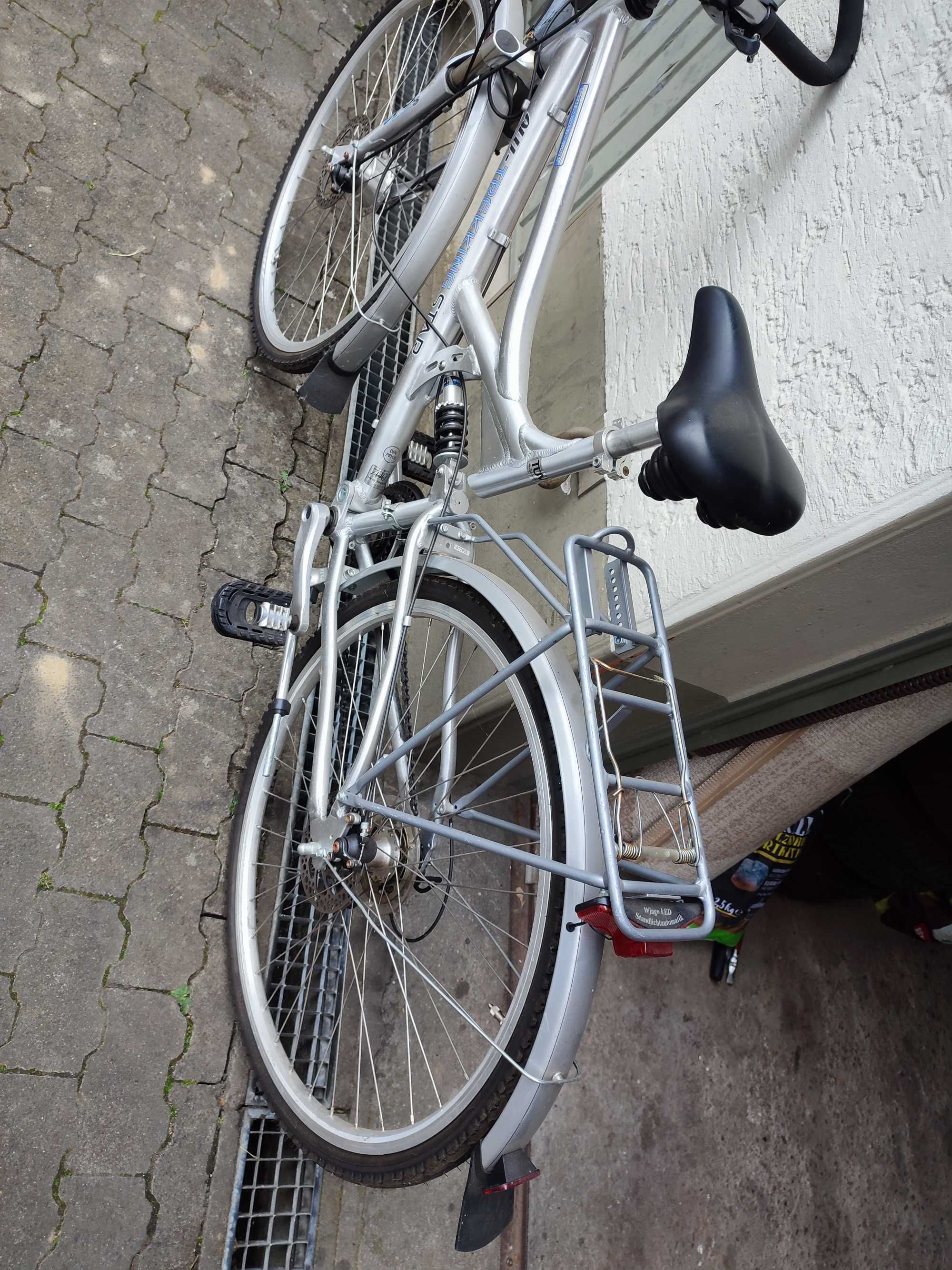 Biciclete de vanzare