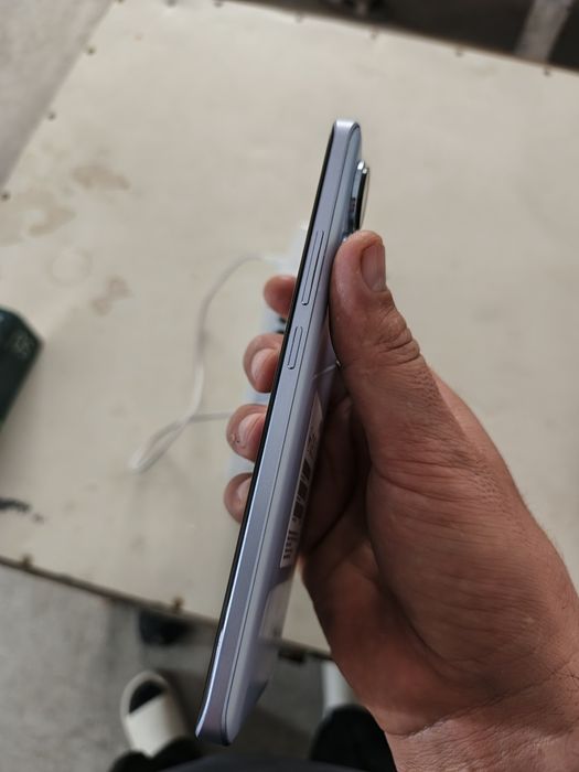 Redmi note 13pro+ 8 256 sotiladi