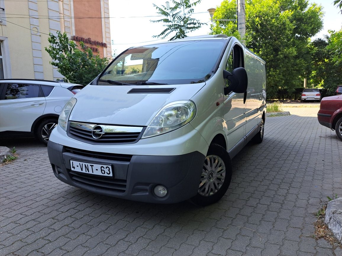 Opel Vivaro 2.0cdti 2011 FRIGO , Lung, EURO 5