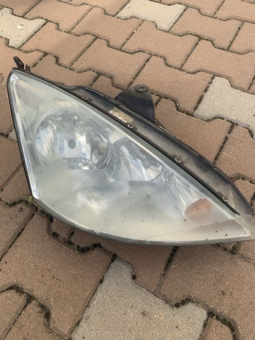 Фар ляв десен форд фокус ford focus