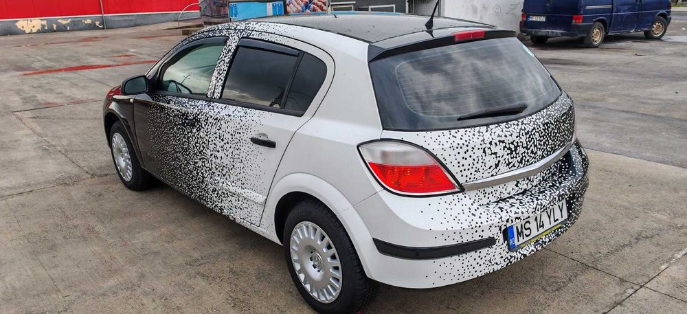 Vand Opel Astra H 1.6 benzina