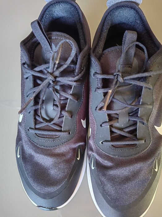 Маратонки NIKE AIR max и кецове Tommy Hilfiger 41Н-Р