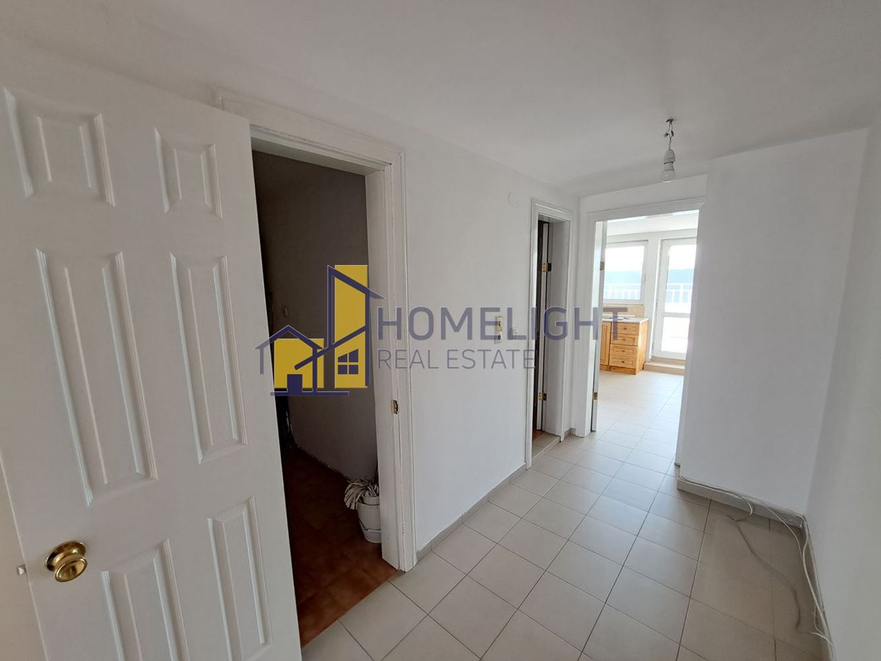 Продава се Двустаен апартамент в София, Оборище - 78 кв.м за 2898 €/кв.м - Снимка #4