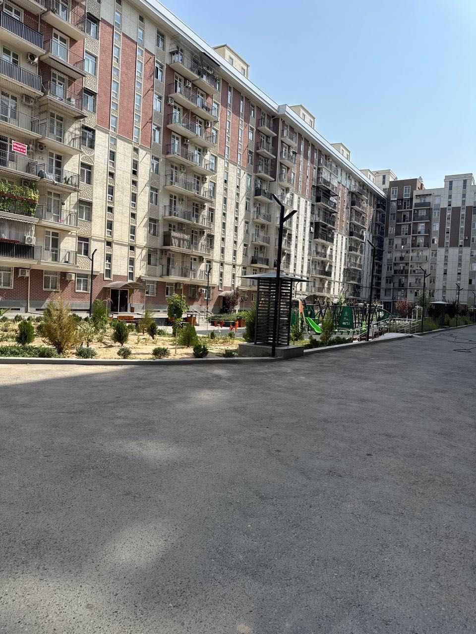 Parkent Plaza Продается 1 комнатная квартира ремонт Мирзо-Улугбек