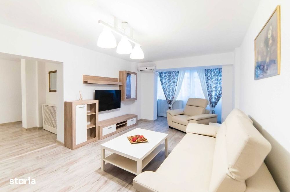 Apartament Centru bloc 1989