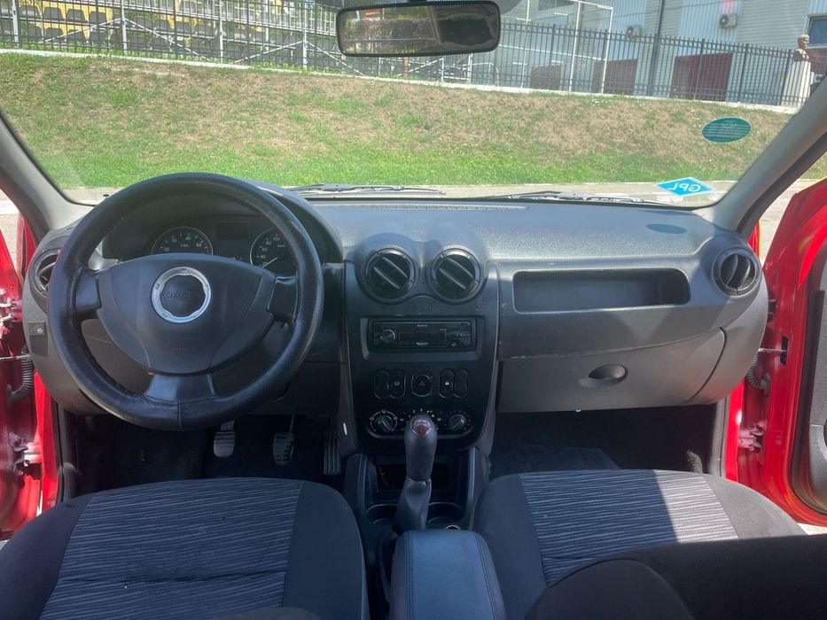 Dacia Logan 2011