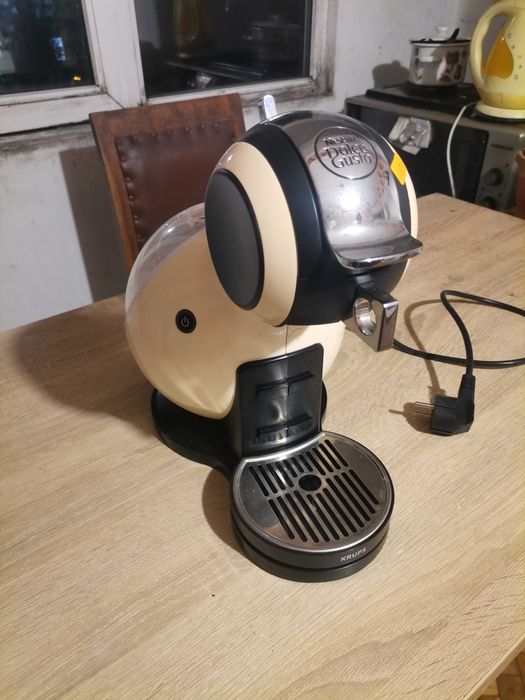 Кафемашина Dolche Gusto