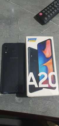 Samsung A20 4/32