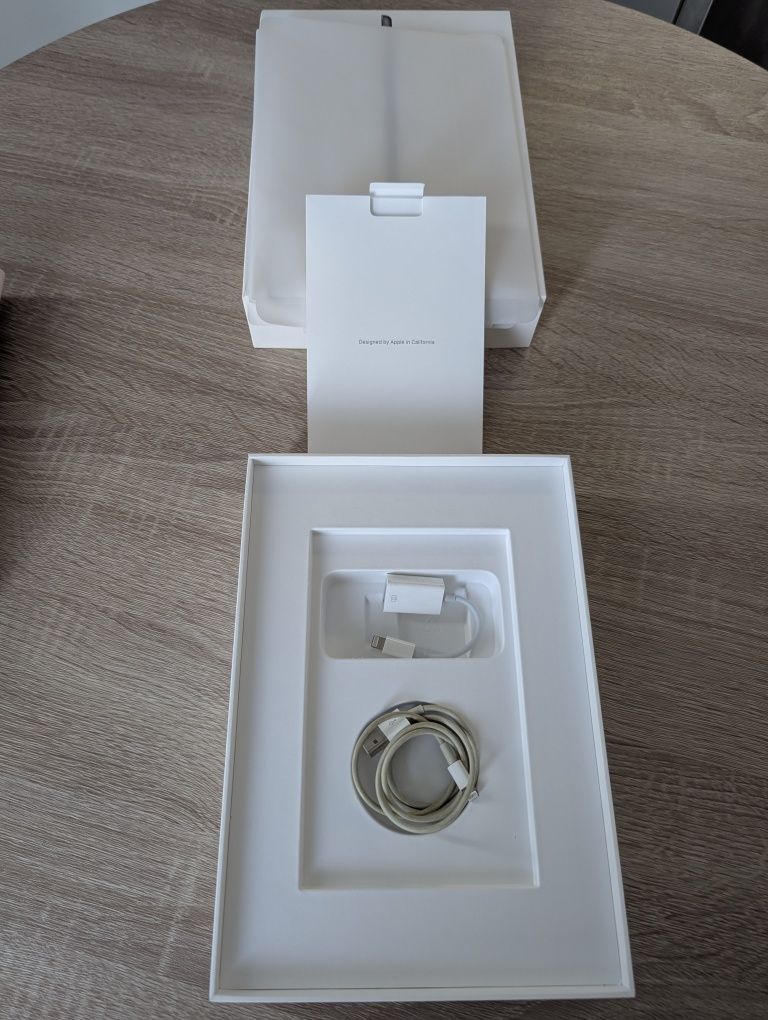 IPad 9th 256gb Space Grey Като Нов