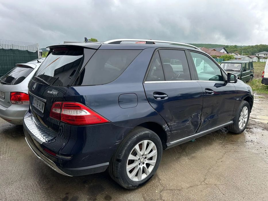 Dezmembrari Mercedes ML 250 BLUETEC / 2013 / 2.2 Euro 5