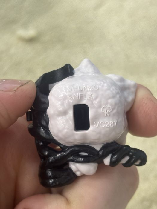 Продам/обеменяю киндер осд,игрушка