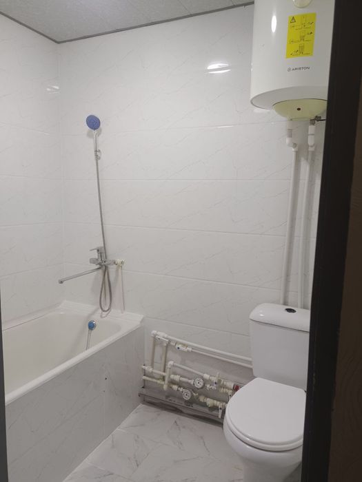 Продаётся 2х ком квартира в чирчике 1 мкн 3 этаж после ремонта