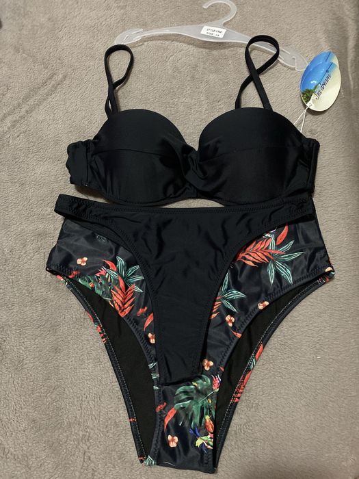 Costume de baie unele noi altele in stare foarte buna