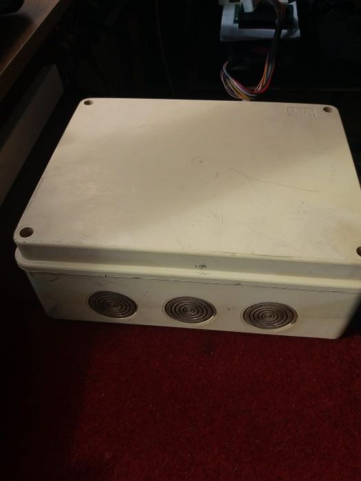 Cutii / masti conexiuni electrice rigips zidarie