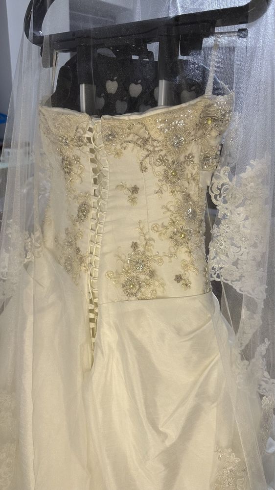 Прокат шикарных свадебных платьев