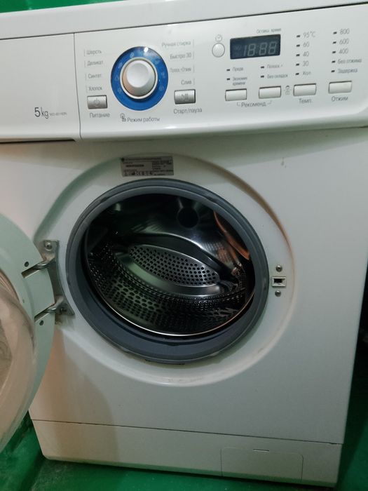 Продам стиральную машинку