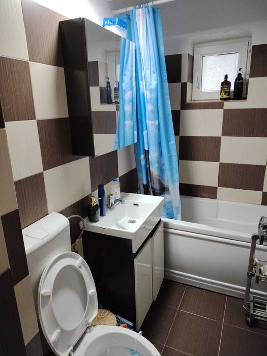 Apartament 80 mp prima inchiriere