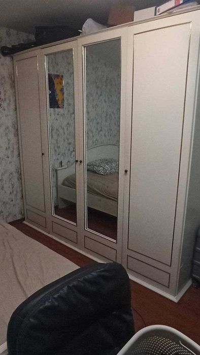 Гардероб с 4 врати/2 огледала