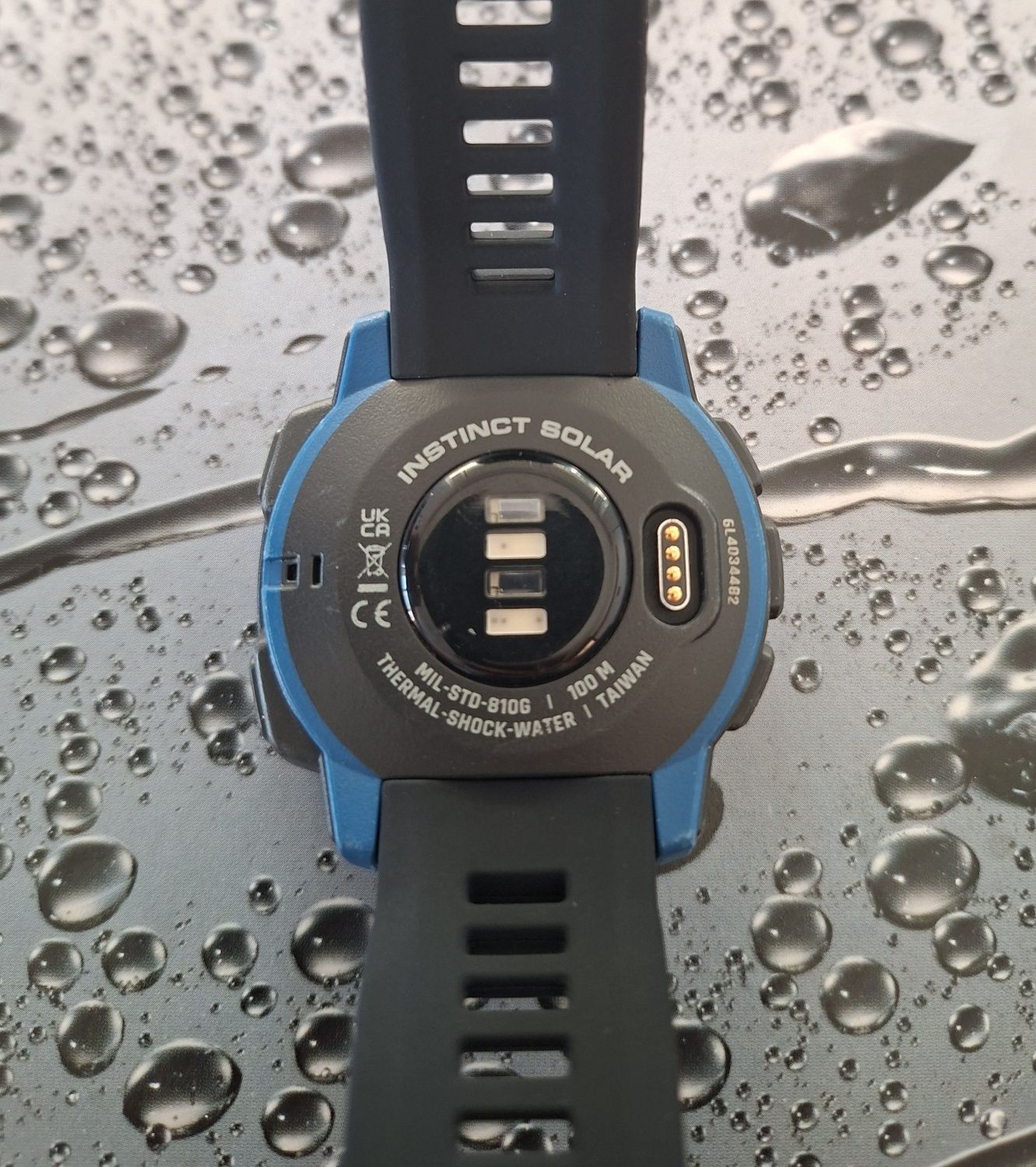 Garmin Instinct Solar *
