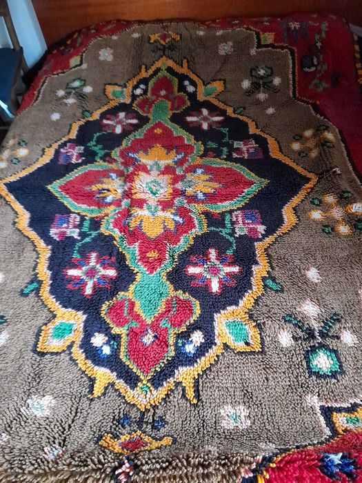 Вълнени ръчно тъкани китеници