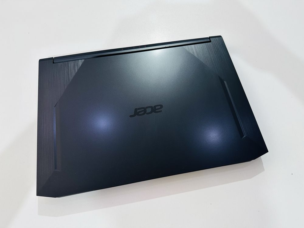 Acer Nitro 5 - Core i7-10750H/16Gb /SSD 512Gb/GTX 1650