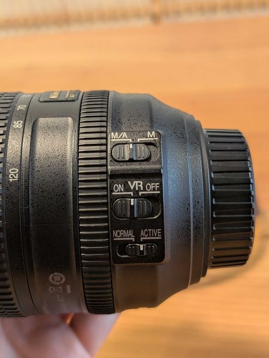 обектив Nikon AF-S Nikkor 24-120mm f/4 G ED VR